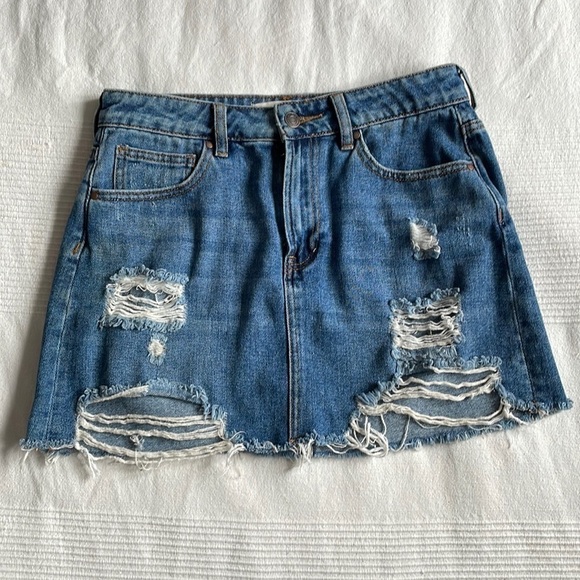 PACSUN Distressed Denim Mini Skirt Size 26 - Picture 1 of 6